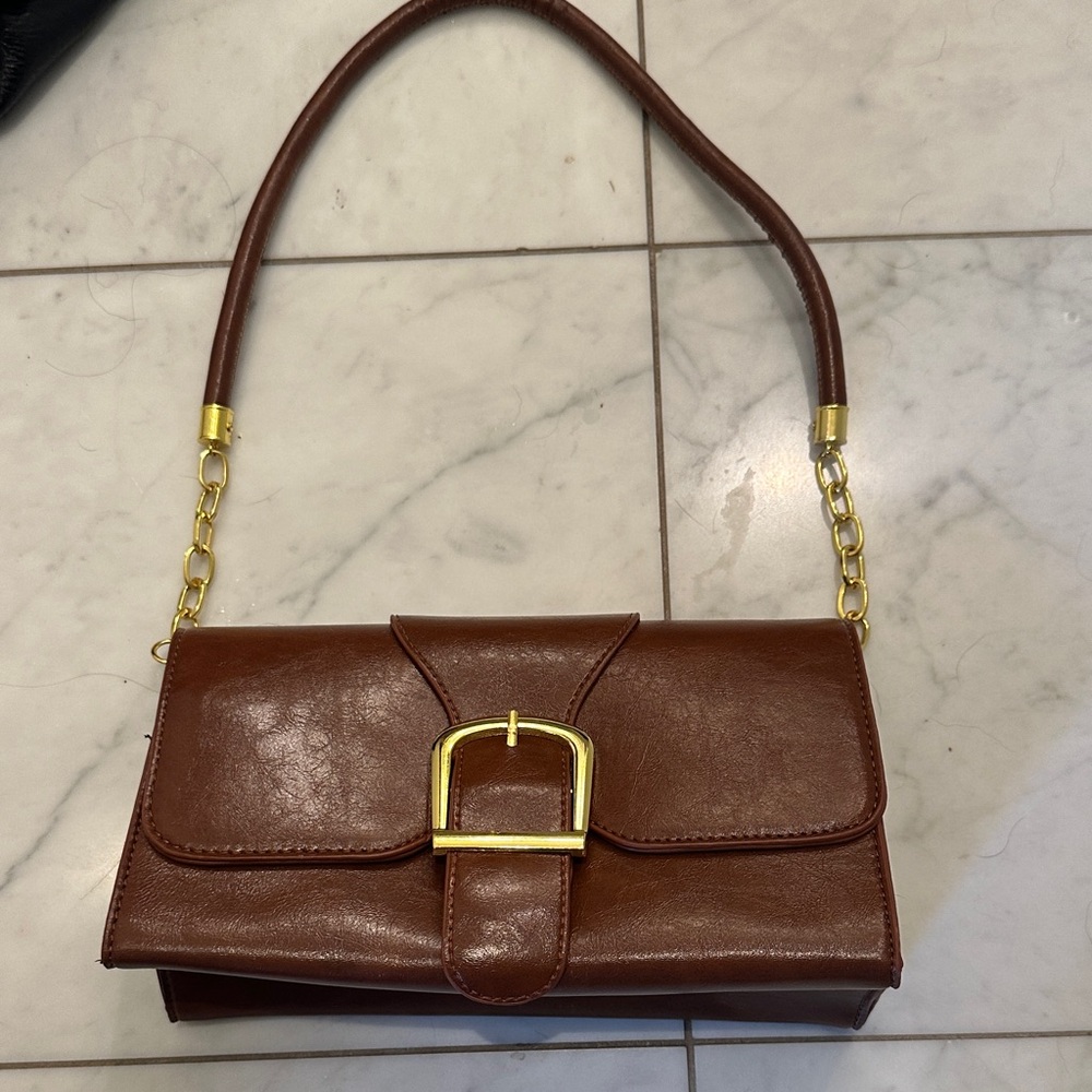 Amazon Brown Leather Shoulder Bag with Gold Buckle